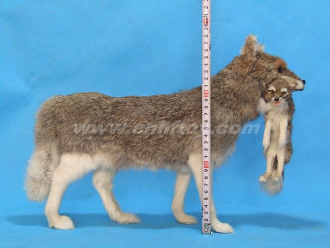 皮毛玩具狼：LA039菏�珊惴狡っ�工�品有限公司
