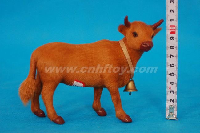 皮毛玩具牛：N166菏�珊惴狡っ�工�品有限公司